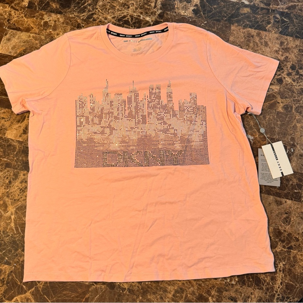 Brand New DKNY Women’s T-Shirt Size Large